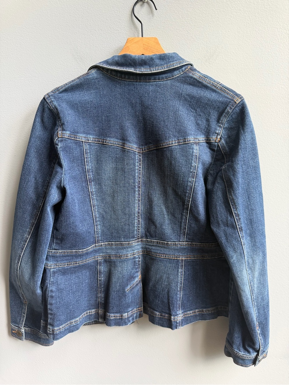 Ann Taylor LOFT Women's Blue Stretch Denim Jean Jacket Size 10 - Picture 5 of 9